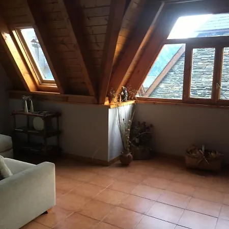 Uishera House - Campasera Casa rural