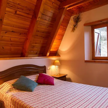 Casa rural Uishera House - Campasera Vilamòs