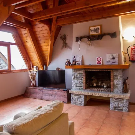 Uishera House - Campasera *